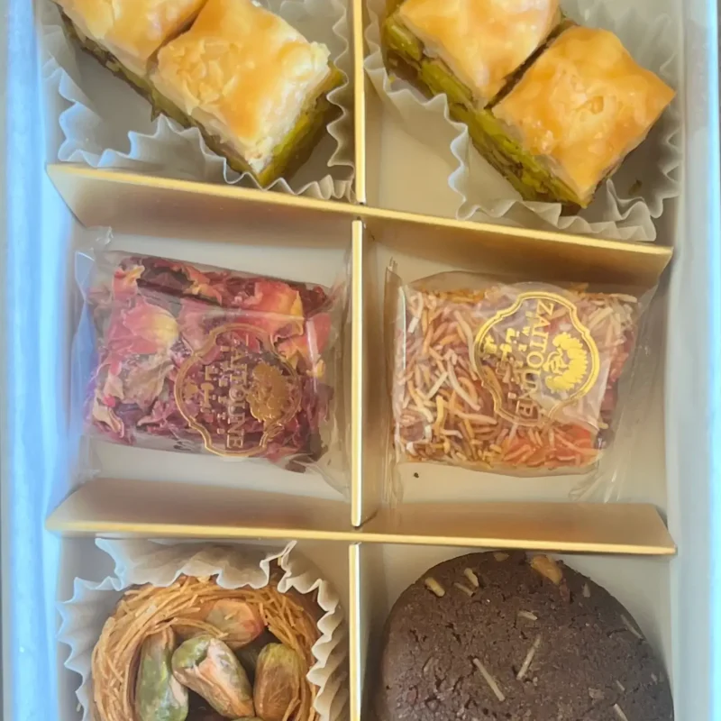 「コラボ」ミックスアラビックスイーツ